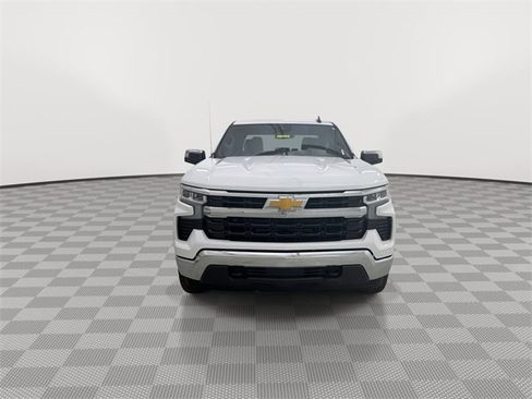 Certified 2024 Chevrolet Silverado 1500 LT image 3