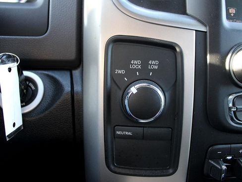 Used 2016 RAM 2500 Big Horn image 21