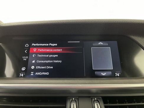Used 2023 Alfa Romeo Stelvio Ti image 34