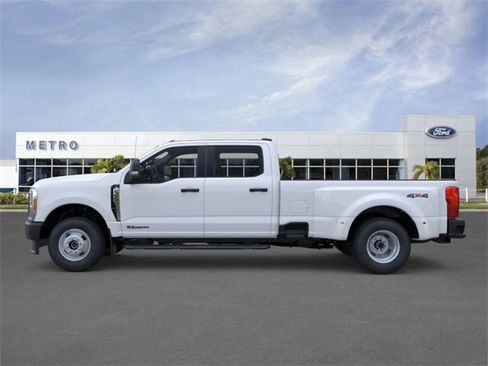 New 2026 Ford F350 XL image 3