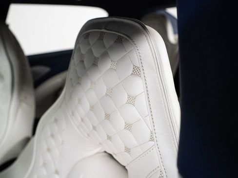 Used 2018 Aston Martin Lagonda image 29