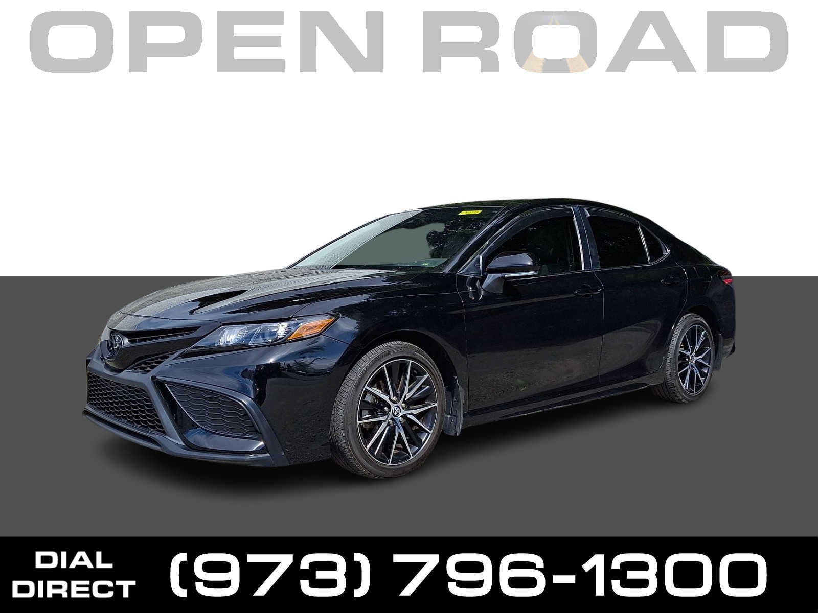 Used 2023 Toyota Camry SE FWD image 1