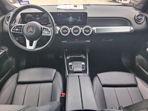 Used 2020 Mercedes-Benz GLB 250 image 9