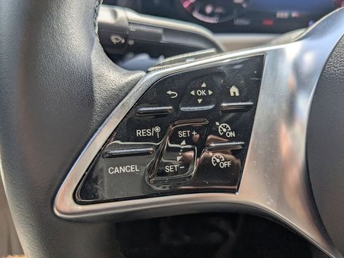 Used 2025 Mercedes-Benz CLA 250 4MATIC image 11