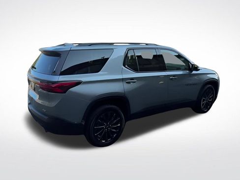 Used 2023 Chevrolet Traverse RS AWD/4WD image 13
