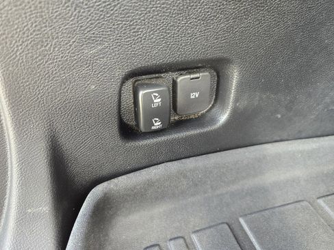 Used 2017 Ford Edge Titanium w/ Technology Package image 21