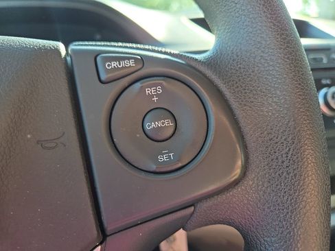 Used 2013 Honda CR-V EX image 40