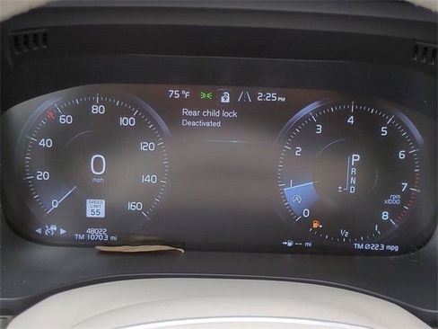 Used 2018 Volvo XC60 T6 Inscription w/ Luxury Seat Package image 24