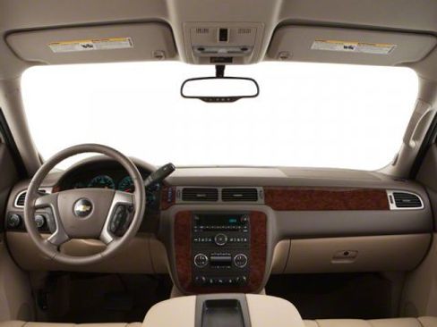 Used 2013 Chevrolet Silverado 1500 LT image 10