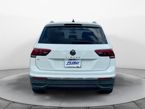Used 2022 Volkswagen Tiguan SE FWD image 6