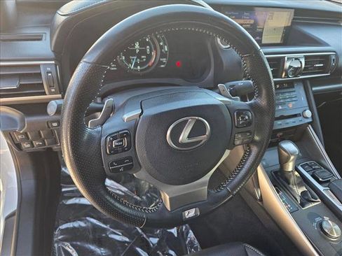 Used 2018 Lexus IS 350 image 10