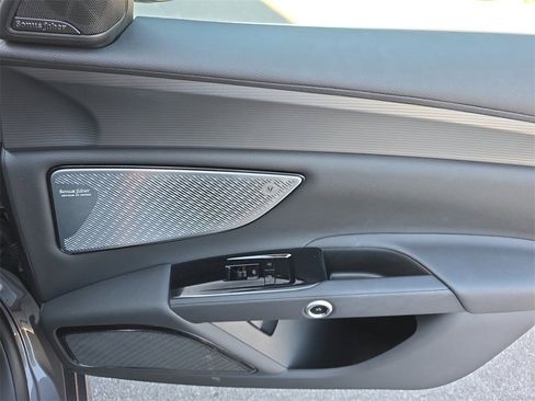 Used 2023 Maserati Grecale GT image 36