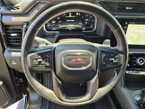 Used 2023 GMC Sierra 1500 AT4 w/ AT4 Premium Package AWD/4WD image 12