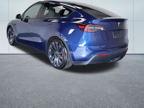 Used 2022 Tesla Model Y Performance AWD/4WD image 3