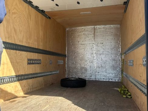 Used 2022 Mercedes-Benz Sprinter 4500 image 11