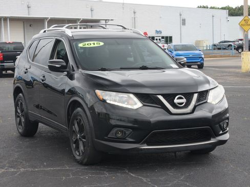 Used 2015 Nissan Rogue SV FWD image 21