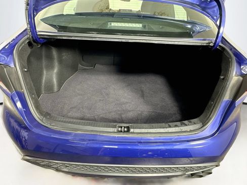 Used 2022 Toyota Corolla SE FWD image 29