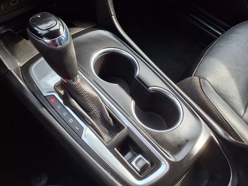 Used 2020 Chevrolet Equinox Premier FWD image 25