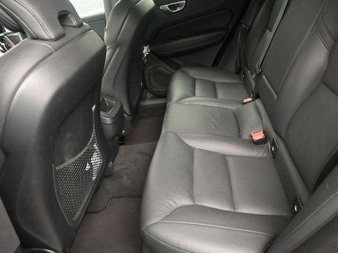 Used 2024 Volvo XC60 B5 Plus AWD/4WD image 14