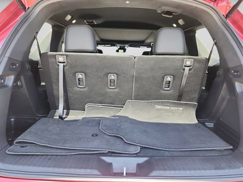 Certified 2025 Honda Pilot Black Edition image 16