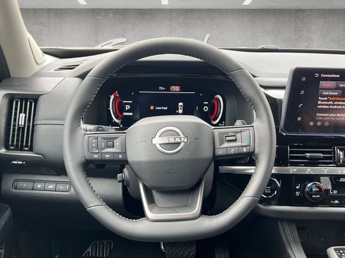 New 2026 Nissan Pathfinder Platinum w/ Cargo Package FWD image 22