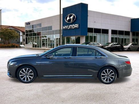 Used 2020 Lincoln Continental w/ Convenience Package image 2