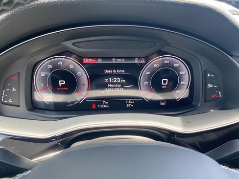 New 2025 Audi Q7 3.0T Premium Plus image 9