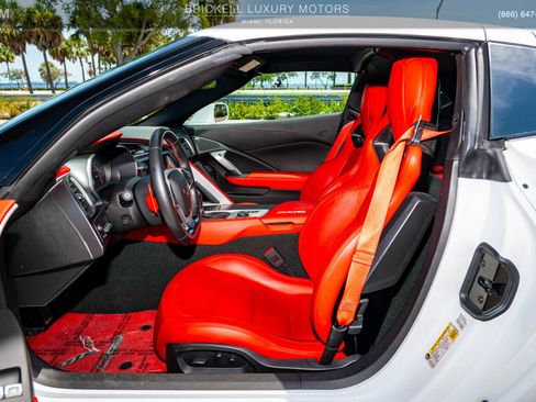 Used 2019 Chevrolet Corvette Z06 RWD image 8