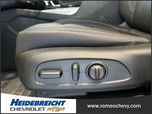 Used 2024 Chevrolet Blazer LT AWD/4WD image 13