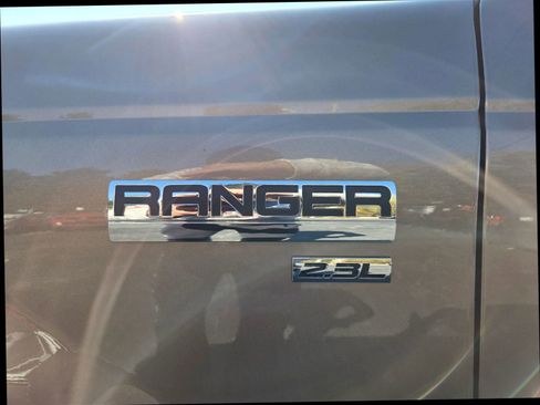 Used 2006 Ford Ranger XLT image 12