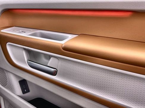 New 2025 Volkswagen ID. Buzz 1st Edition image 29