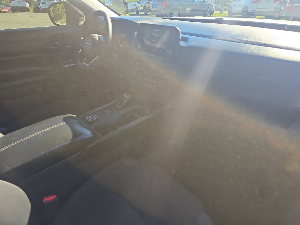 Used 2023 Nissan Pathfinder S AWD/4WD image 21