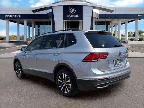 Used 2023 Volkswagen Tiguan S FWD image 5