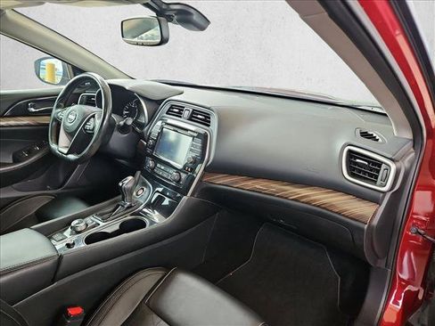 Used 2017 Nissan Maxima Platinum FWD image 23