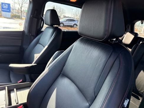 Certified 2025 Honda Odyssey Sport-L image 13