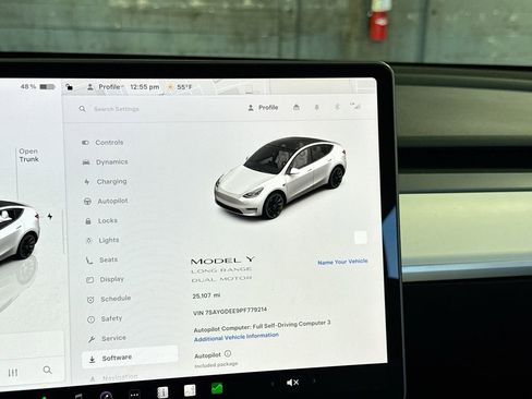 Used 2023 Tesla Model Y Long Range image 18