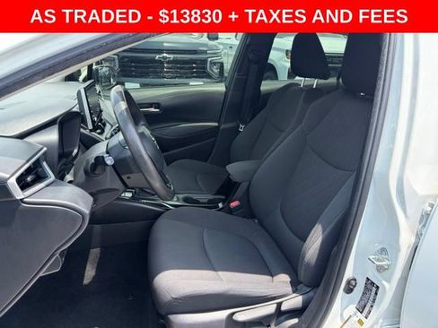 Used 2021 Toyota Corolla LE w/ LE Convenience Package FWD image 14