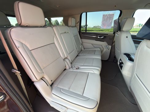 Certified 2023 GMC Yukon XL Denali w/ Max Trailering Package AWD/4WD image 14