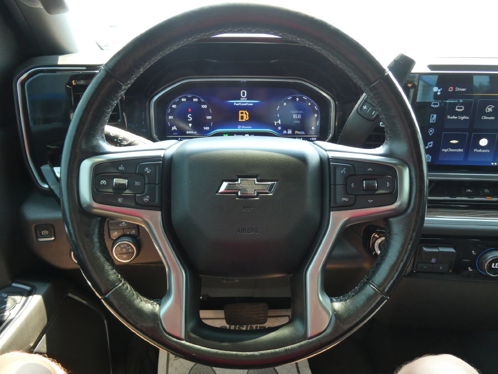 Certified 2022 Chevrolet Silverado 1500 RST AWD/4WD image 32