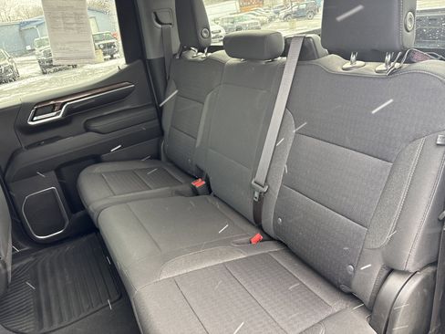 Used 2023 Chevrolet Silverado 1500 LT image 13