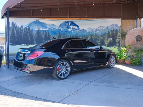 Used 2020 Mercedes-Benz S 560 Sedan image 5
