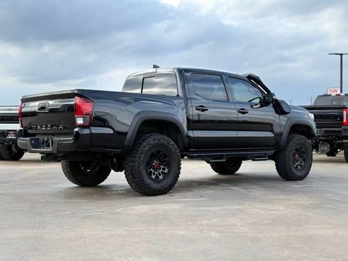 Used 2019 Toyota Tacoma TRD Pro image 2