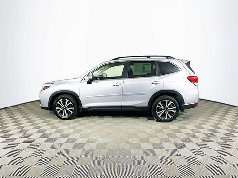 Used 2019 Subaru Forester Limited w/ Popular Package #3 AWD/4WD image 6