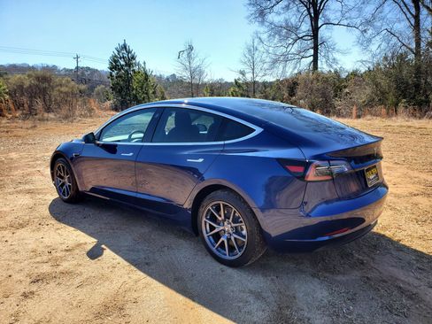 Used 2020 Tesla Model 3 Long Range image 3