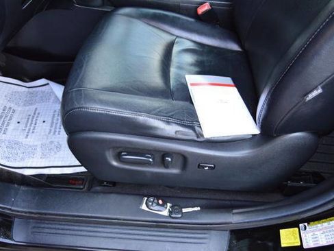 Used 2012 Toyota Highlander AWD image 33