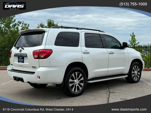 Used 2010 Toyota Sequoia Platinum AWD/4WD image 5