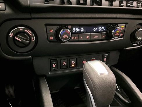 New 2026 Nissan Frontier SV AWD/4WD image 30