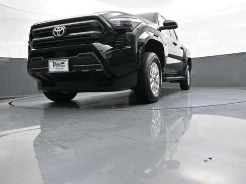 Used 2025 Toyota Tacoma SR RWD image 25