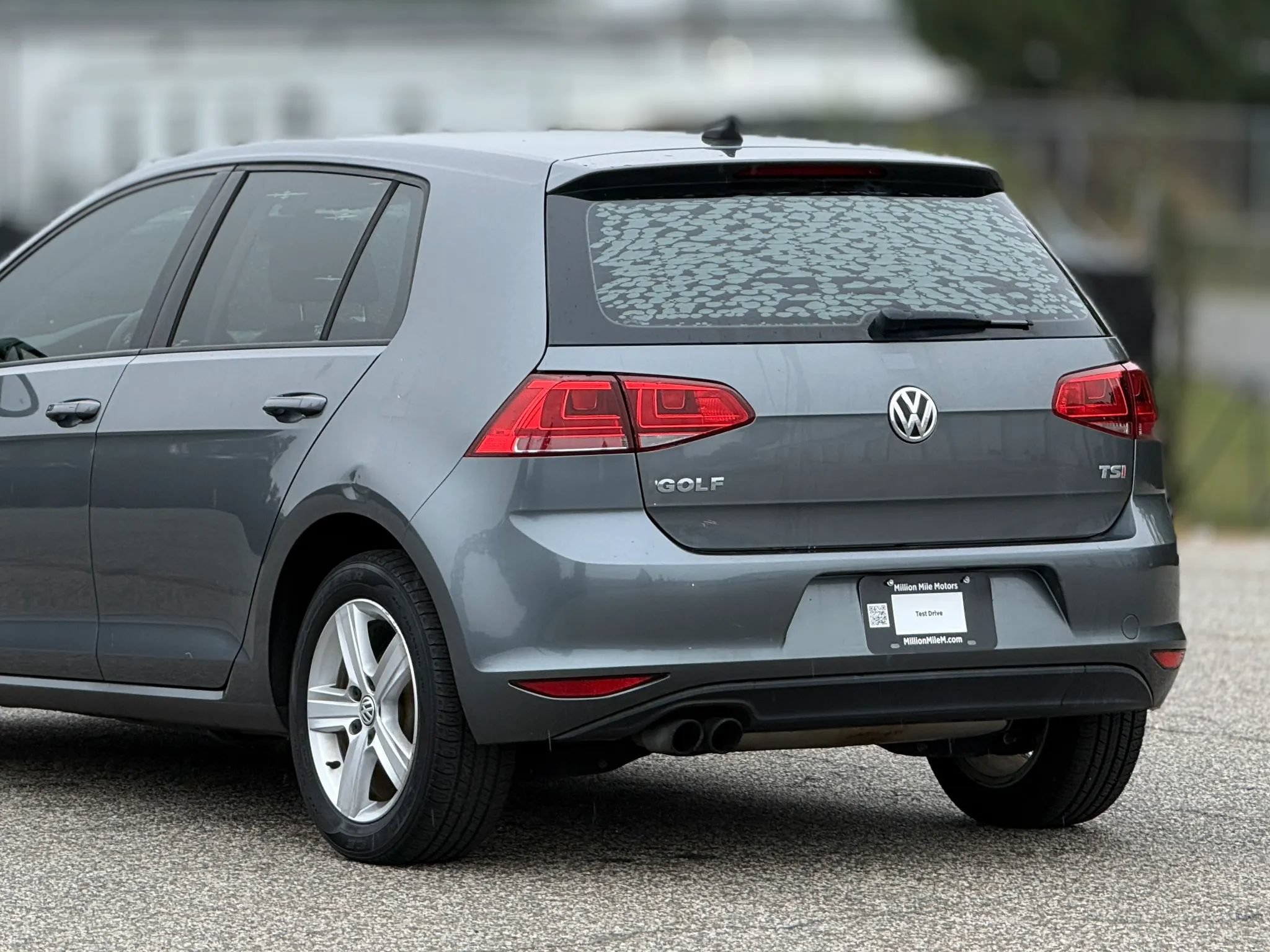 Used 2017 Volkswagen Golf Wolfsburg Edition FWD image 16