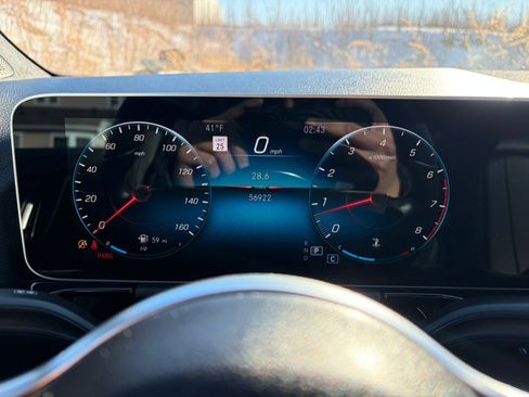 Used 2021 Mercedes-Benz GLA 250 4MATIC image 22